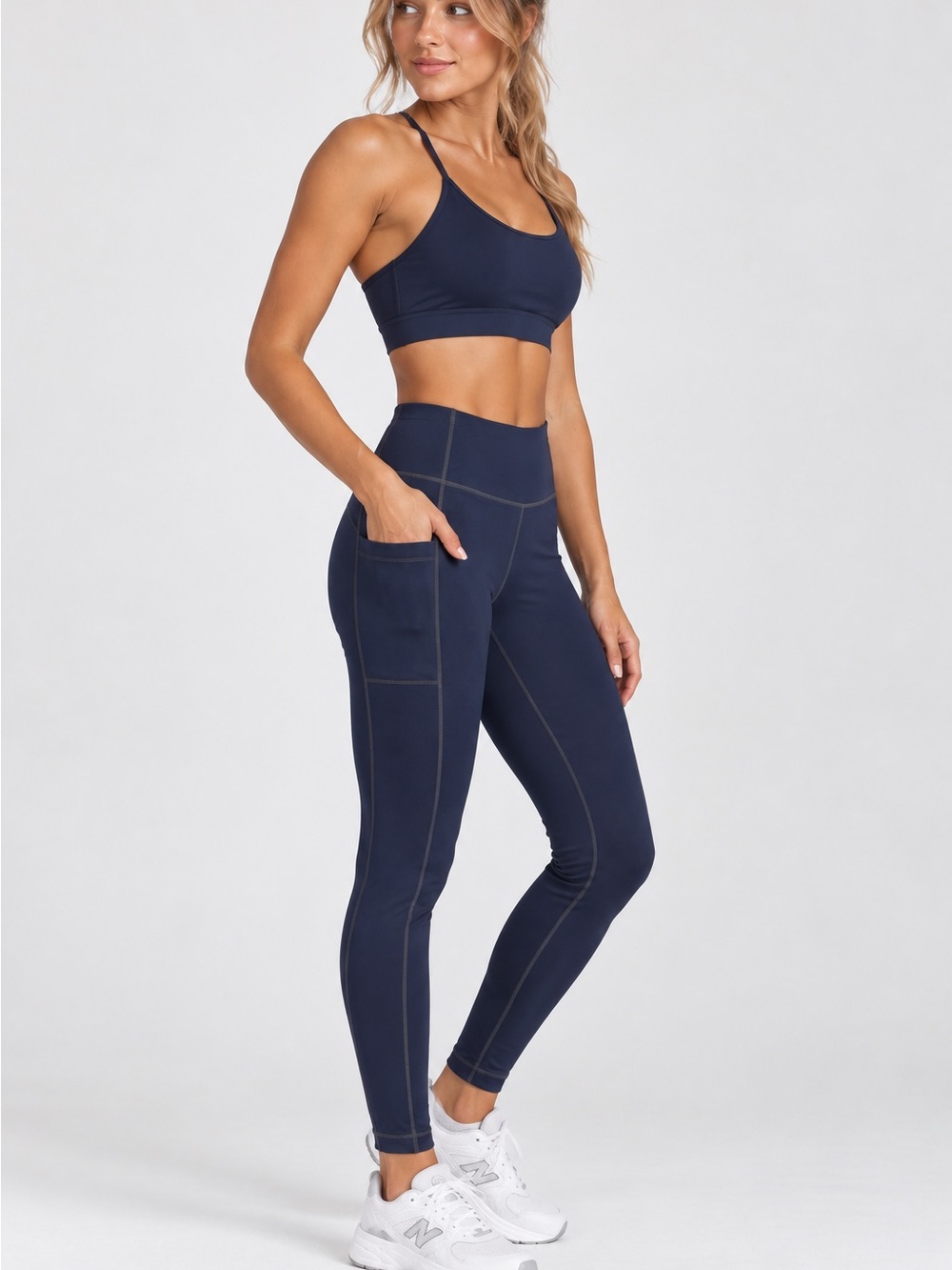 Athleta Ultimate Stash Pocket 7/8 Leggings- Dark Navy- size Small